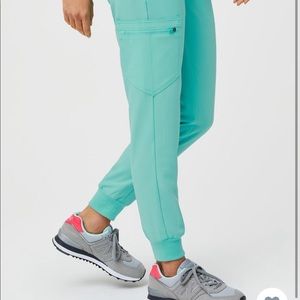 Fresh Aqua Figs Zamora joggers size S